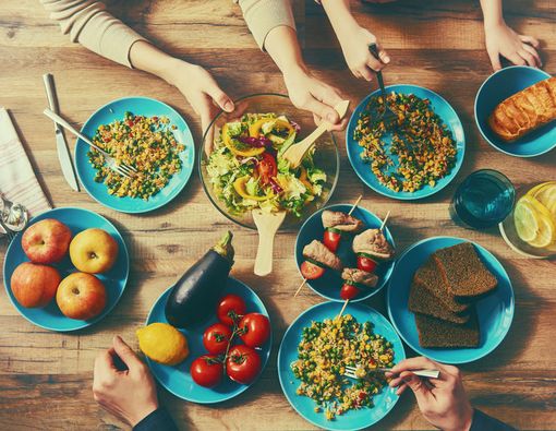 Kiat Makan Enak Tanpa Takut Kolesterol Melonjak