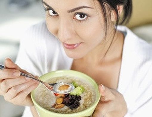  Jangan Lewatkan 14 Manfaat Oatmeal untuk Kesehatan Tubuh