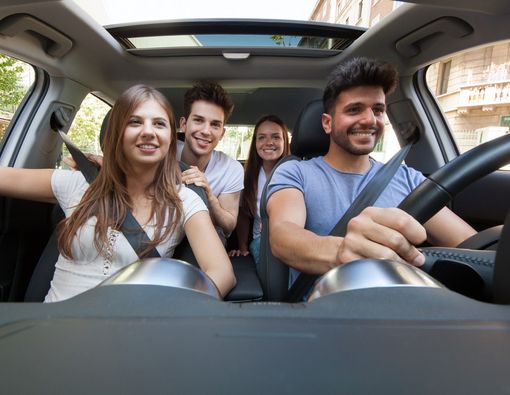 Hadapi Macet Saat Liburan Natal dan Tahun Baru dengan Cara Ini