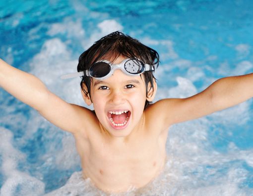 Berenang Dapat Tingkatkan Kecerdasan Anak, Ini Faktanya