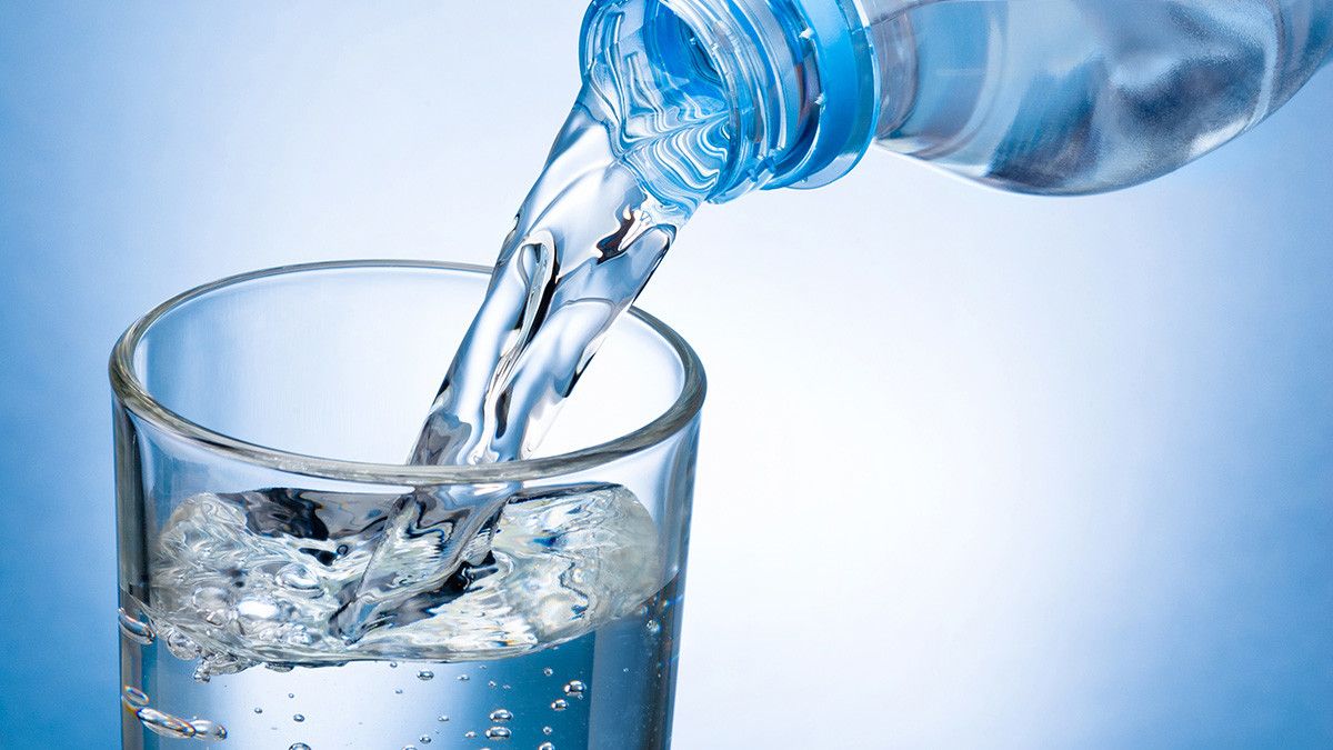 Ciri-ciri Air Minum yang Tercemar dan Bahayanya untuk Tubuh