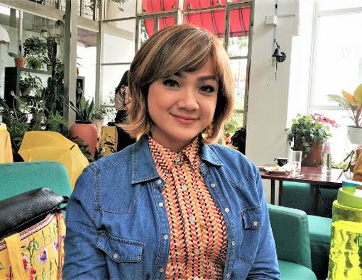 Rahasia Tubuh Sehat dan Bugar Nirina Zubir