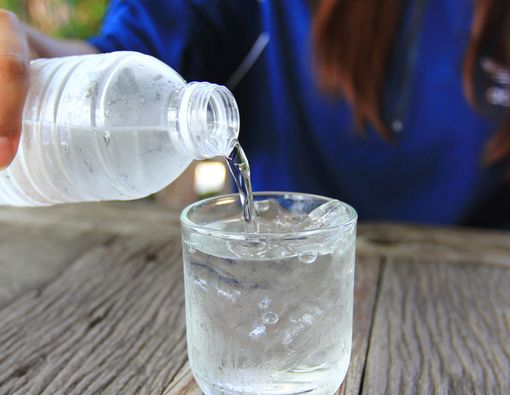 Minum Es saat Haid Bikin Darah Membeku, Mitos atau Fakta?