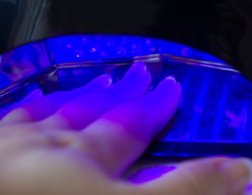 Bersihkan Tangan dari Virus Corona dengan Alat Steril Sinar UV, Ampuh?