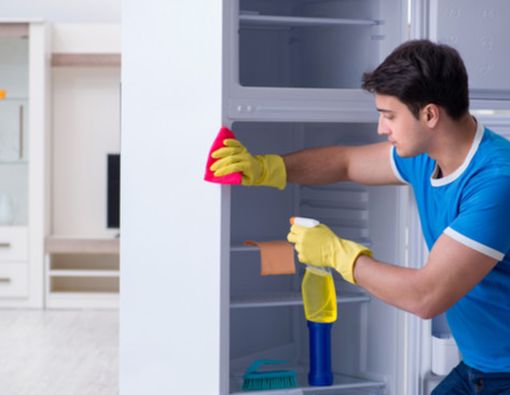 Kiat Bersihkan Kulkas Jelang Mudik Lebaran