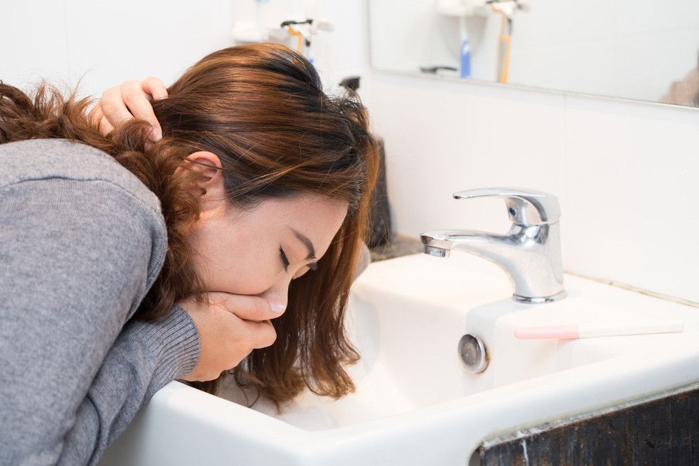 Mual Muntah Sepanjang Hari saat Hamil,  Apa Sebabnya? (Narong Jongsirikul/Shutterstock)