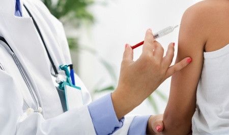 Batasan Usia Pemberian Vaksin HPV