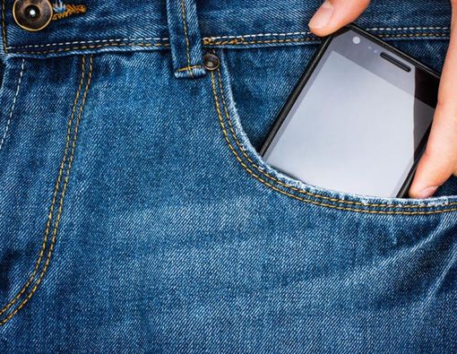 Bahaya Radiasi Ponsel bagi Kesuburan Pria