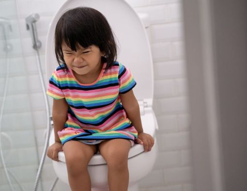 5 Jenis Obat Sembelit untuk Atasi Susah BAB pada Anak