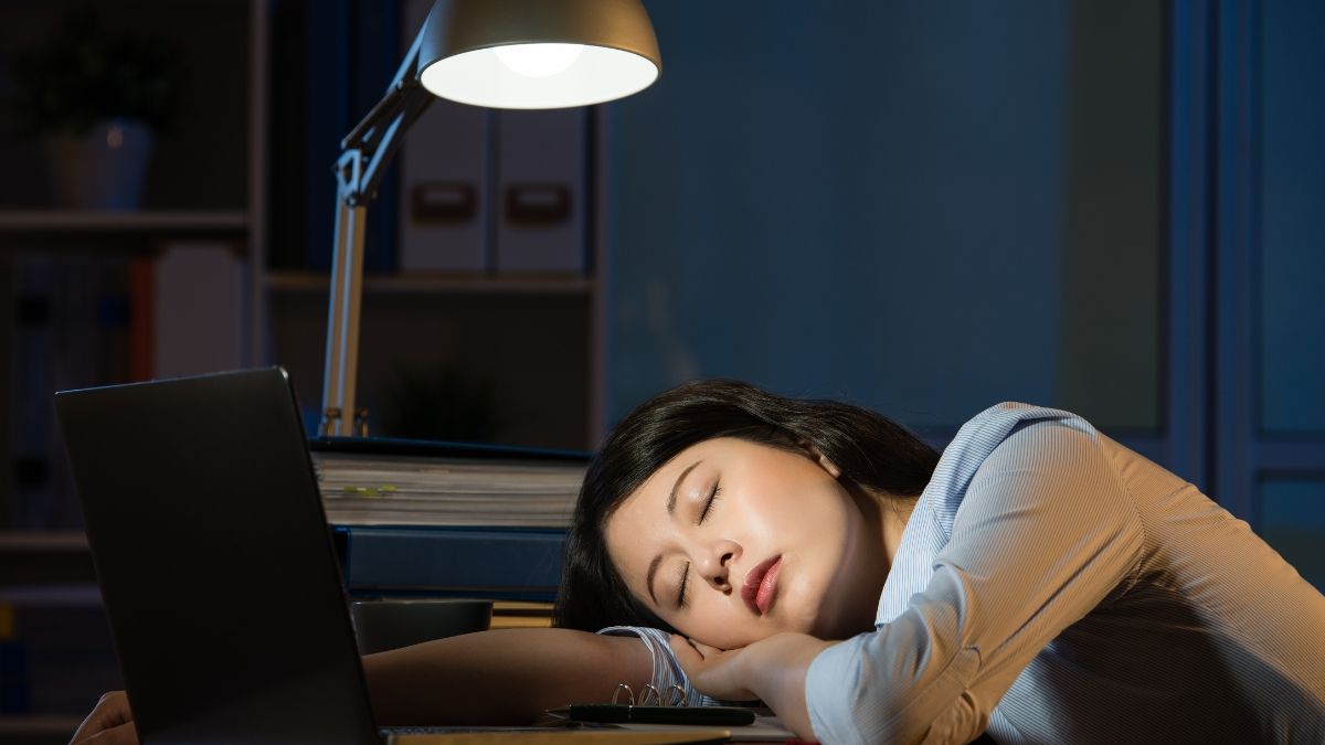 Mengenal Fenomena ‘Jam Koma’ pada Gen Z