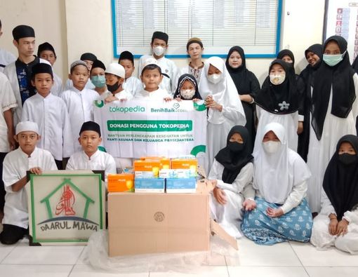 BenihBaik dan Tokopedia Salurkan Paket Donasi Kesehatan untuk Keluarga Prasejahtera dan Panti Asuhan