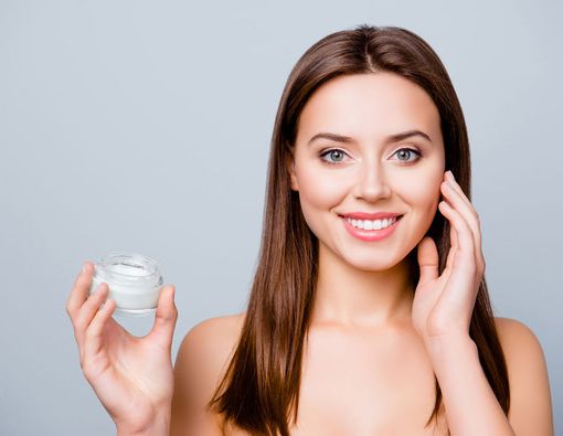 Jangan Asal Pakai, Begini Cara Mendapatkan Manfaat Krim Malam