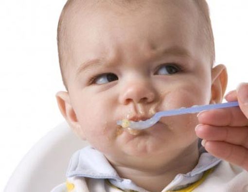 Bagaimana Jika Si Kecil Hanya Mau Minum Susu?