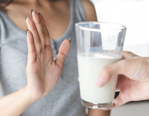 11 Makanan dan Minuman yang Harus Dihindari Saat Diare 