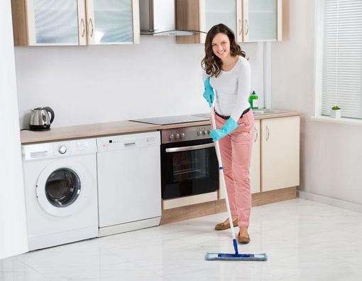 Rumah Bersih, Hati Juga Sehat!