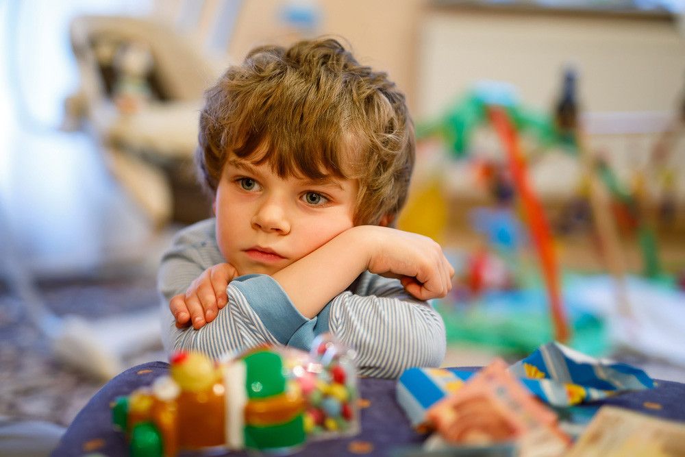 Punya Banyak Mainan Bikin Anak Tidak Kreatif?