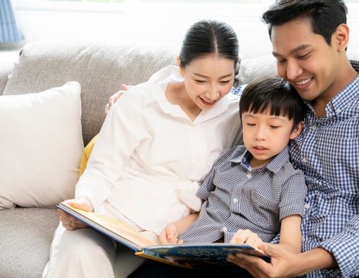 Cara Membangun Ikatan yang Kuat dengan Anak Angkat