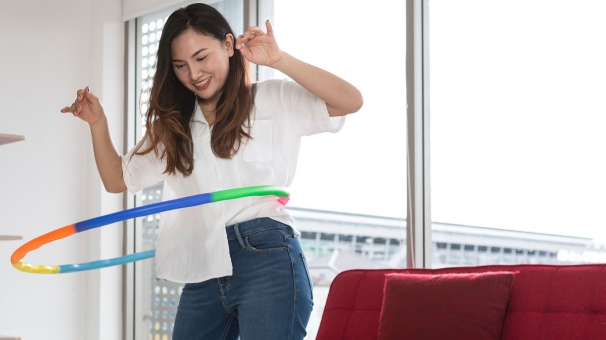 Beragam Manfaat Hula Hoop untuk Kesehatan Tubuh