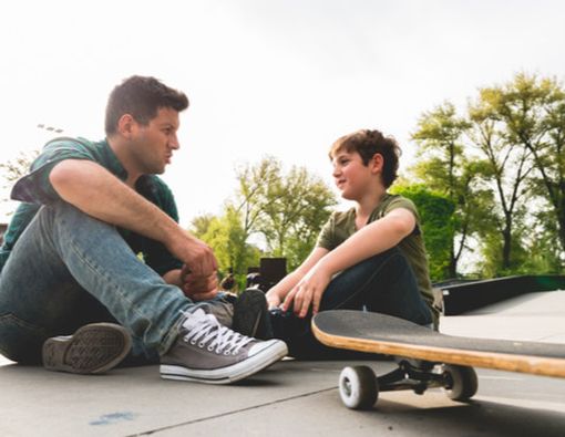 7 Kiat Mengajarkan Anak Menerima Kekalahan