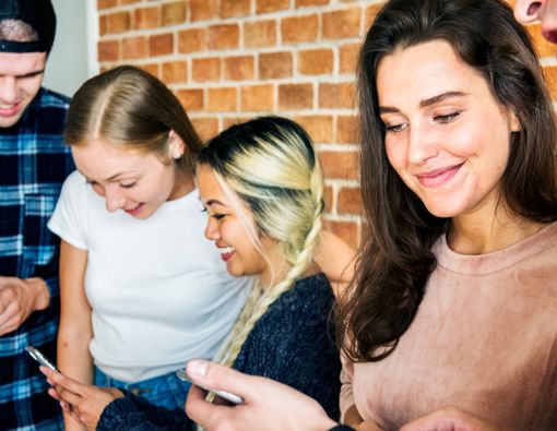 Pemakaian Media Sosial Pengaruhi Pola Tidur dan Olahraga Remaja