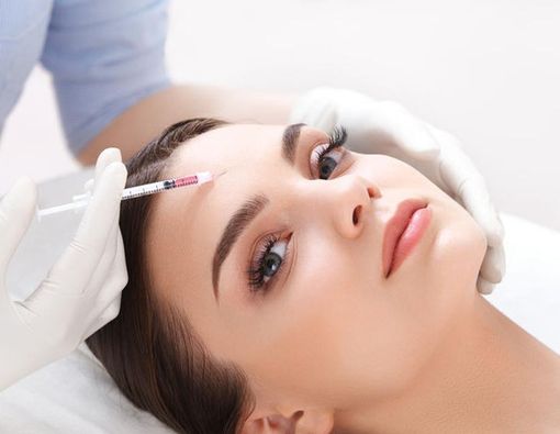 Amankah Suntik Filler di Area Sekitar Mata?