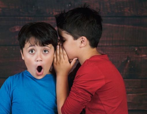 Tips Membuat Anak Memahami Perbedaan Rahasia dan Privasi