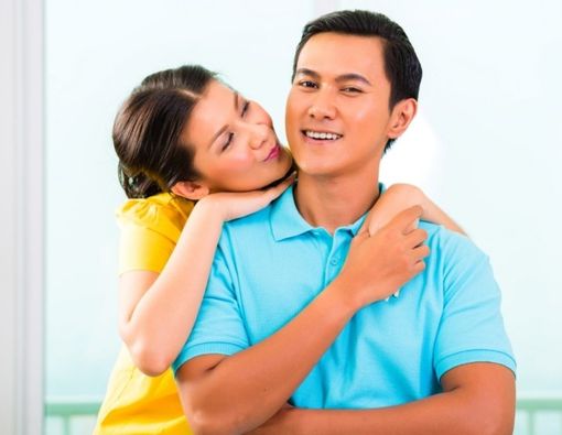 Manfaat Cuddling atau Pelukan Manja bagi Pria