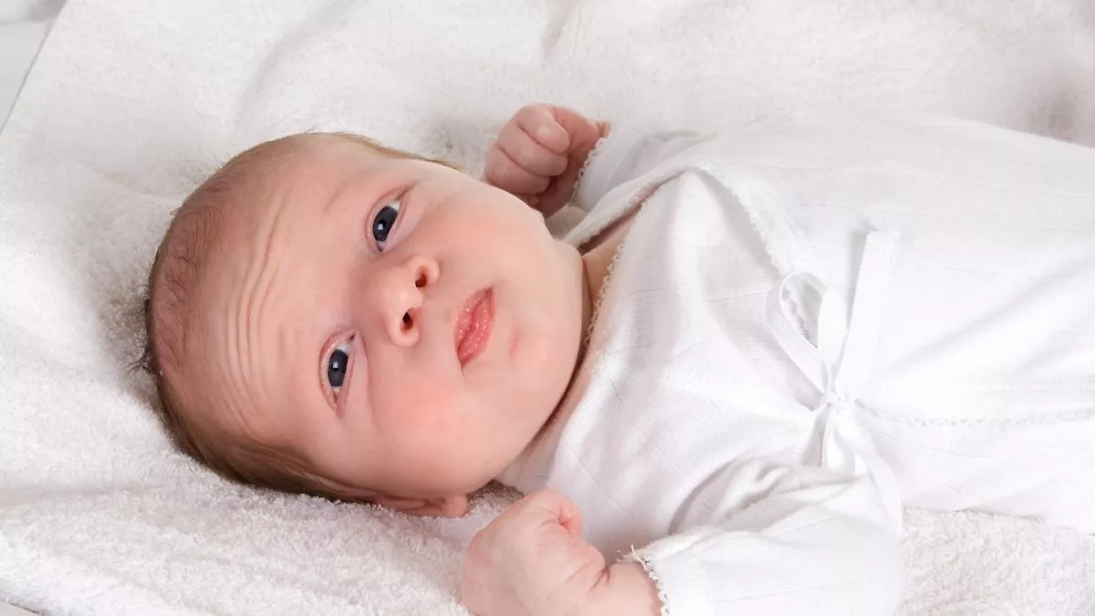 Kenali Tanda-Tanda Masalah Penglihatan pada Bayi