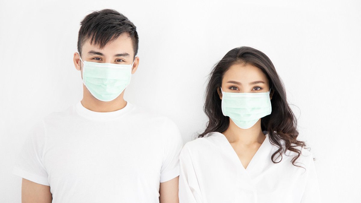 Orang yang Pakai Masker Terlihat Lebih Menarik, Ini Kata Psikolog!