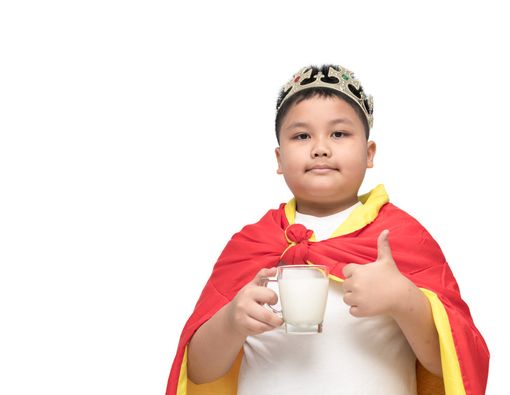 Perlukah Anak Obesitas Tetap Minum Susu?