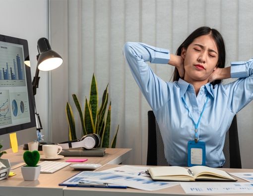 Mengapa Wanita Karier Lebih Rentan Kurang Darah?