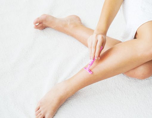 7 Kesalahan dalam Mencukur Bulu Kaki