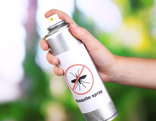 Kena Obat Nyamuk Semprot, Ini Pertolongan Pertamanya