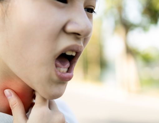 15 Penyakit Serius yang Berawal dari Gejala Radang Tenggorokan