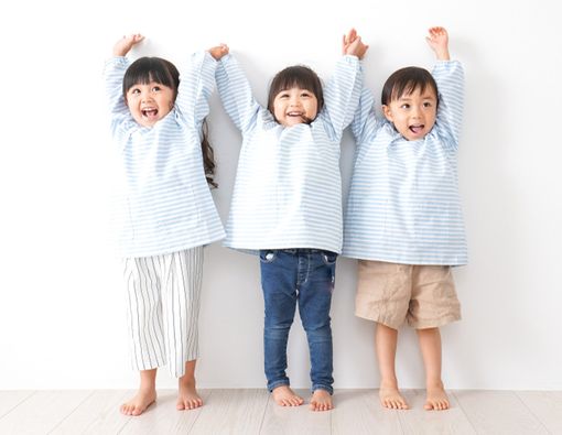 Terbiasa Gaul Bareng Perempuan, Benarkah Timbulkan Sisi Feminin Pria?