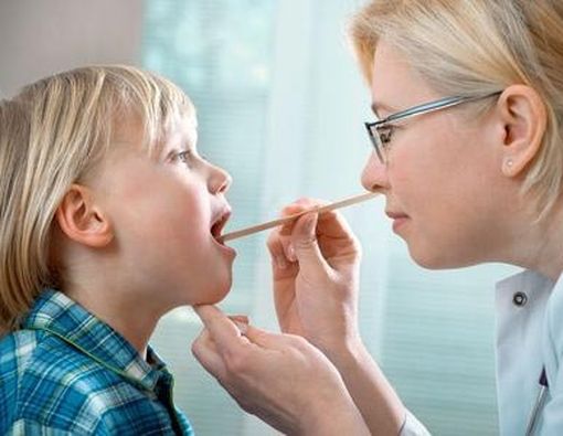 Radang Amandel Pengaruhi Kecerdasan Anak?