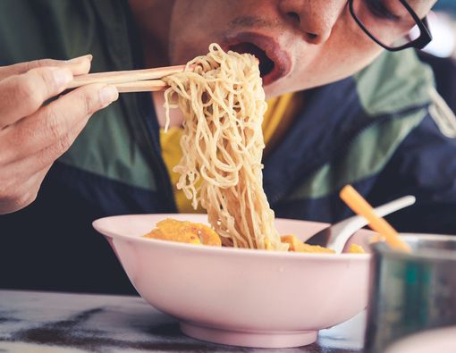 Yang Terjadi pada Tubuh jika Makan Mi Instan Tiap Hari