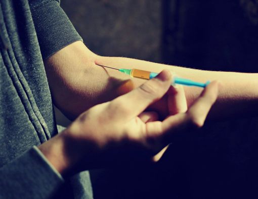 Kaum LGBT Lebih Banyak Alami Masalah Kesehatan Ini