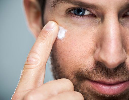 Jangan Salah, Ini Perawatan Wajah yang Tepat untuk Pria