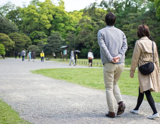Jalan Kaki 10.000 Langkah per Hari, Benarkah Perlu?