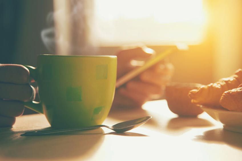 Amankah Minum Kopi Sebelum Sarapan?