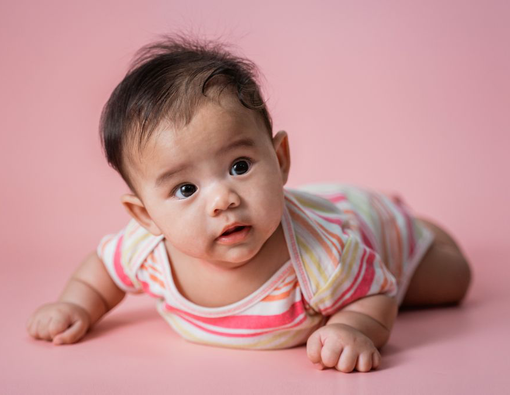 Tumbuh Kembang Bayi 2 Bulan