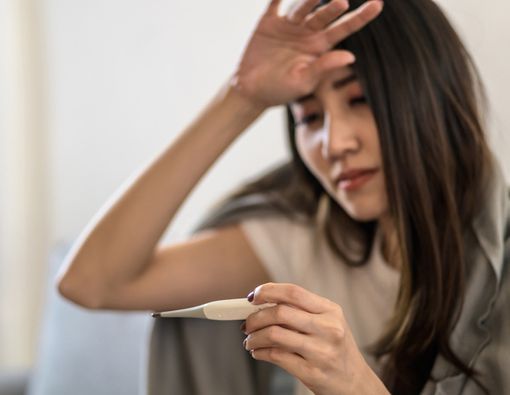 8 Obat Alami untuk Redakan Sakit Tipes, Coba di Rumah!