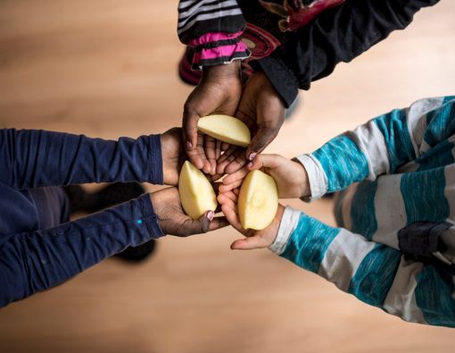 Mengajarkan Arti Perbedaan kepada Anak