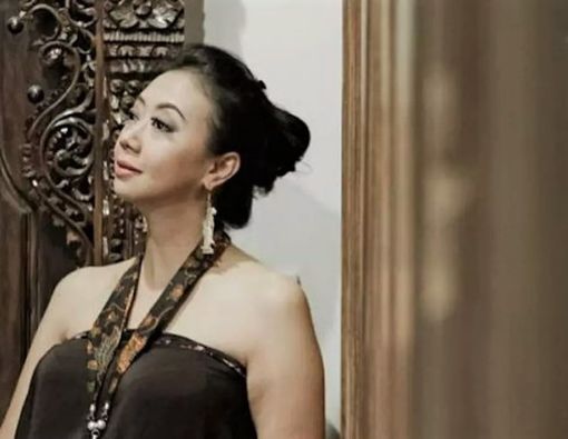 Penyebab Air Ketuban Kurang Saat Hamil Seperti Dialami Asri Welas