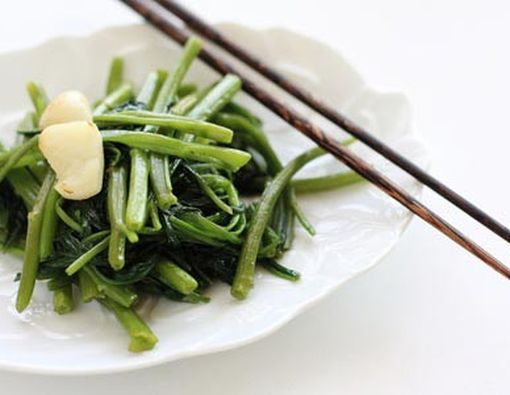 Benarkah Kangkung Sebabkan Kantuk?