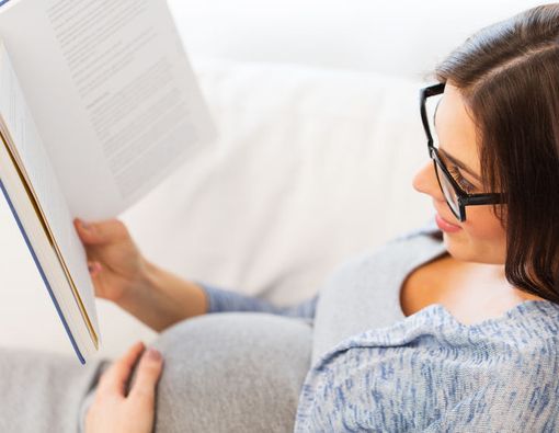 Ibu Dengan Mata Minus Tak Bisa Melahirkan Normal, Benarkah?