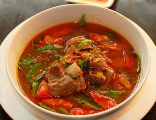 6 Makanan yang Harus Dihindari Saat Sahur