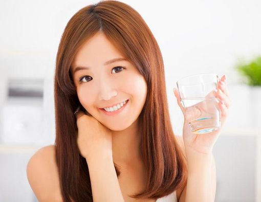 Awet Muda dengan Air Putih