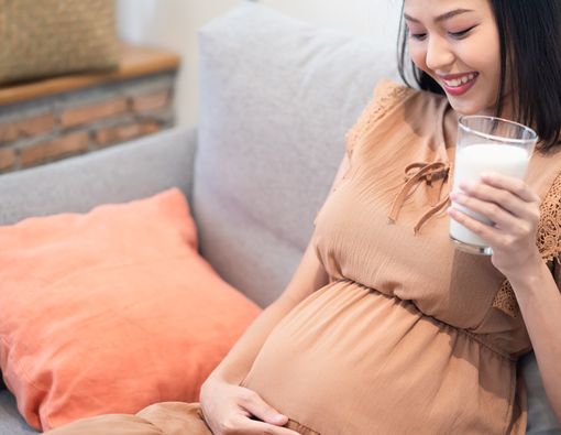 Waspada Pertumbuhan Janin Terhambat, Penuhi Nutrisi Ini!